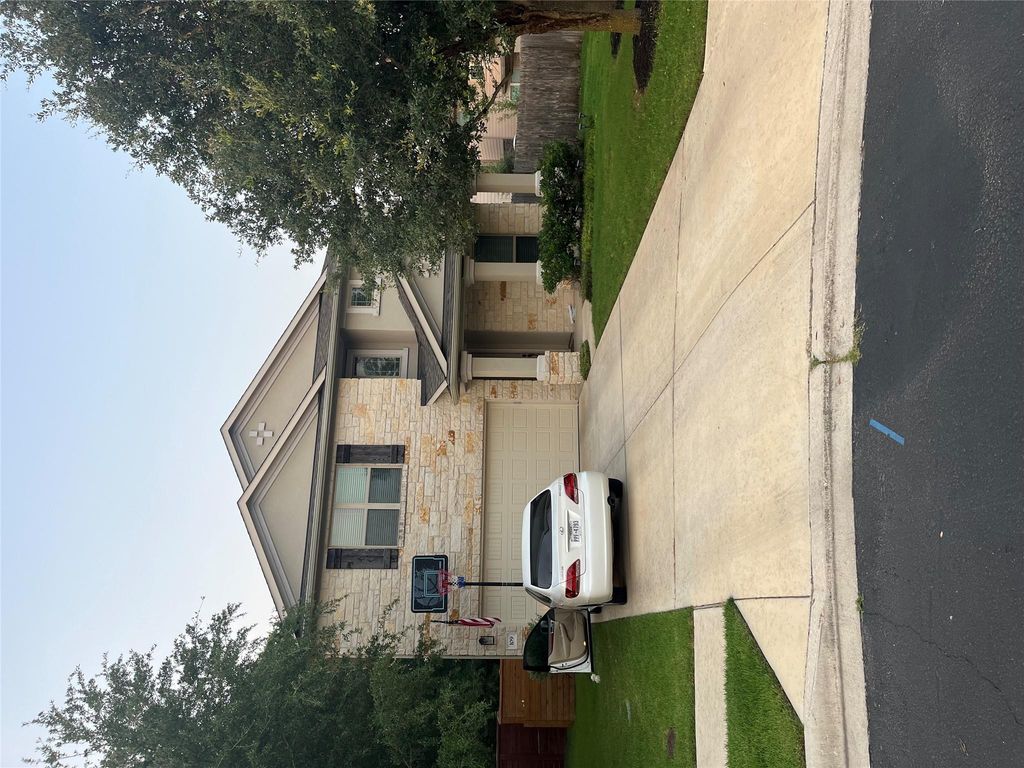 109 Camden CV, Buda, TX 78610