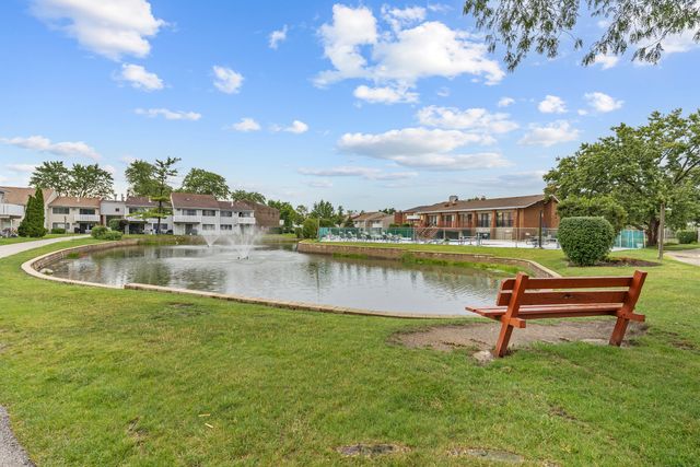 3100 Bayside Drive 3, Palatine, IL 60074