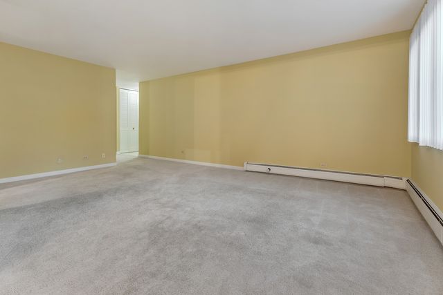 3100 Bayside Drive 3, Palatine, IL 60074