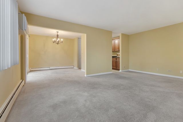 3100 Bayside Drive 3, Palatine, IL 60074