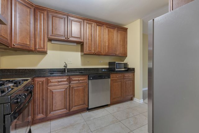 3100 Bayside Drive 3, Palatine, IL 60074