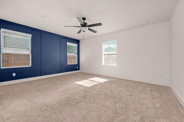 2520 S Spruce Street, Visalia, CA 93292