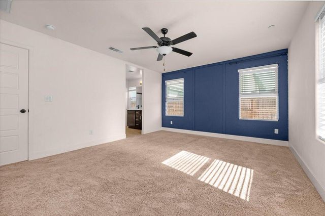 2520 S Spruce Street, Visalia, CA 93292