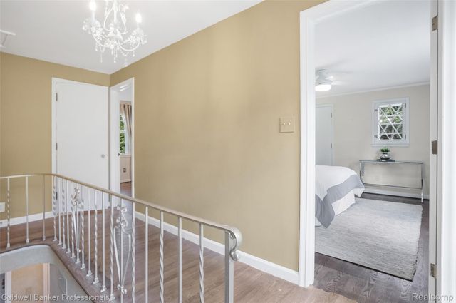 19905 Beverly Road, Beverly Hills Village, MI 48025