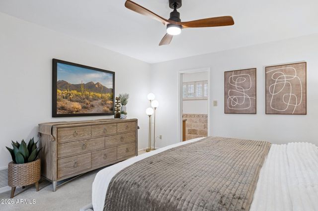 2038 E SOLANO Drive, Phoenix, AZ 85016