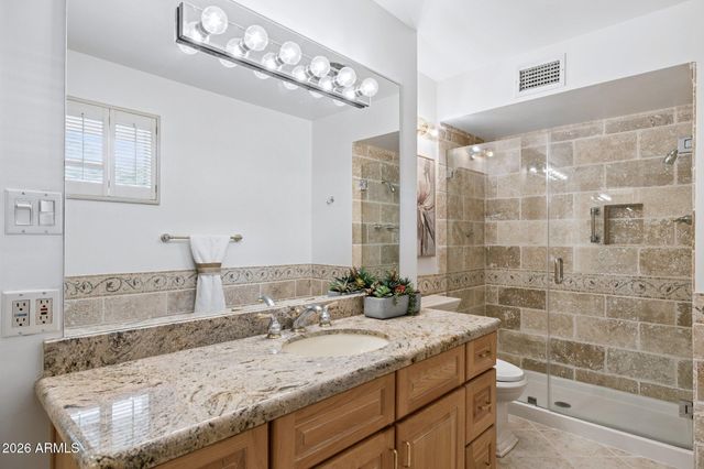 2038 E SOLANO Drive, Phoenix, AZ 85016