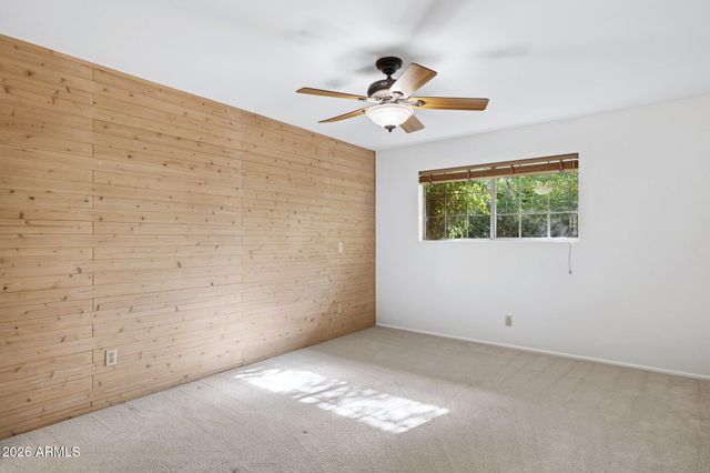 2038 E SOLANO Drive, Phoenix, AZ 85016