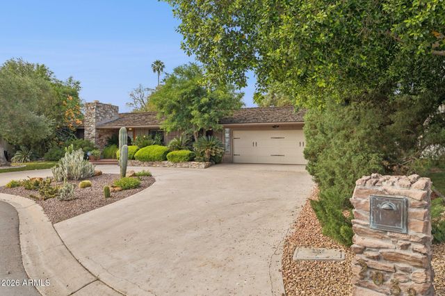 2038 E SOLANO Drive, Phoenix, AZ 85016