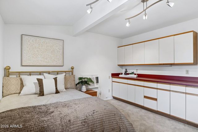 2038 E SOLANO Drive, Phoenix, AZ 85016