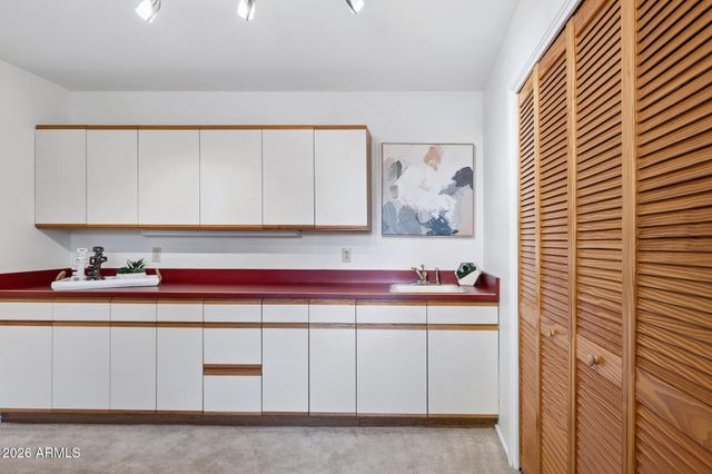 2038 E SOLANO Drive, Phoenix, AZ 85016