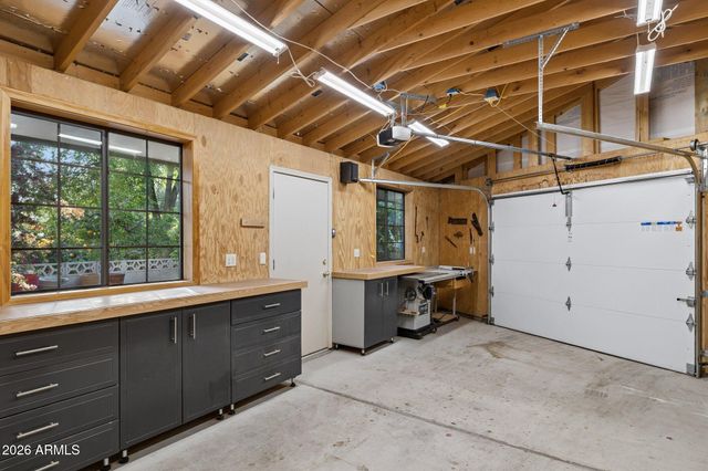 2038 E SOLANO Drive, Phoenix, AZ 85016