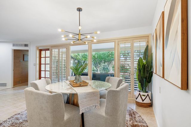 2038 E SOLANO Drive, Phoenix, AZ 85016