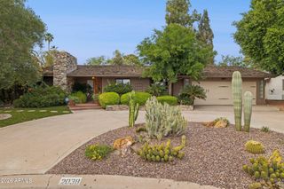 2038 E SOLANO Drive, Phoenix, AZ 85016