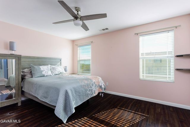 43106 Sondi Drive, Lancaster, CA 93536