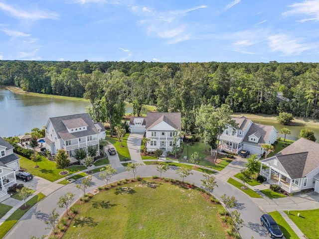 3965 Bryson Lane, Mount Pleasant, SC 29466