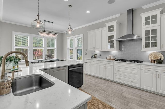 3965 Bryson Lane, Mount Pleasant, SC 29466