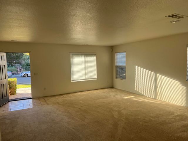 36718 Arbolada Lane, Palmdale, CA 93550