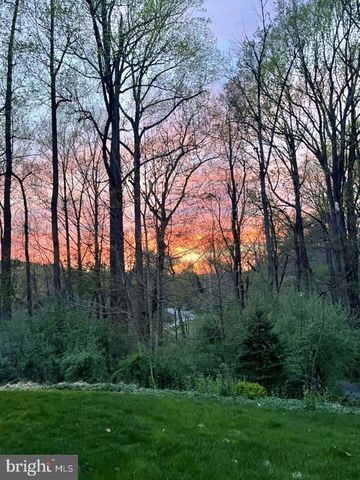 1103 BROAD RUN RD, Coatesville, PA 19320