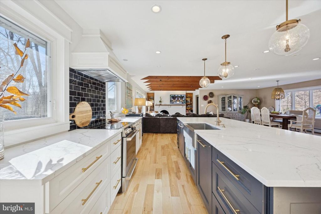 1103 BROAD RUN RD, Coatesville, PA 19320