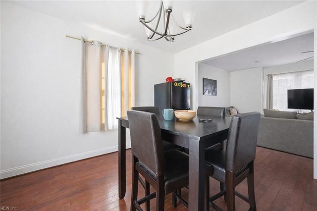 19 Haley DR, Hampton, VA 23661