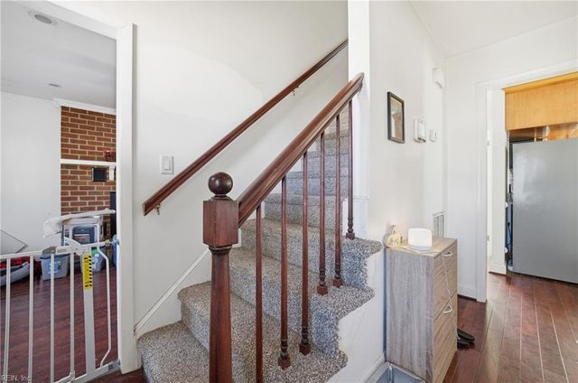 19 Haley DR, Hampton, VA 23661