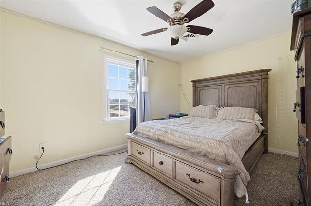 19 Haley DR, Hampton, VA 23661