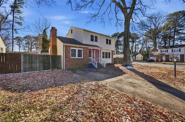 19 Haley DR, Hampton, VA 23661