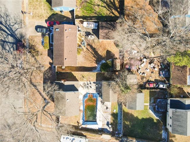 19 Haley DR, Hampton, VA 23661