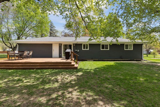 1615 Garland Lane N, Plymouth, MN 55447