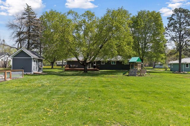 1615 Garland Lane N, Plymouth, MN 55447