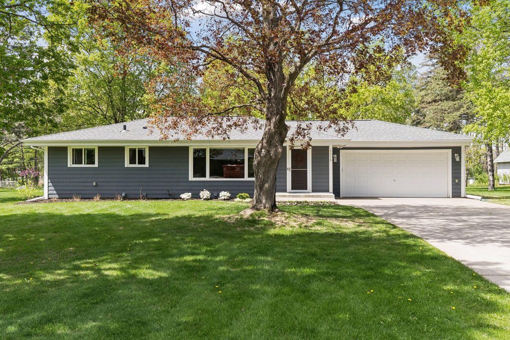 1615 Garland Lane N, Plymouth, MN 55447