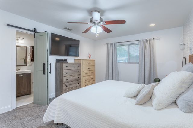 502 E Alexander Lane, Euless, TX 76040