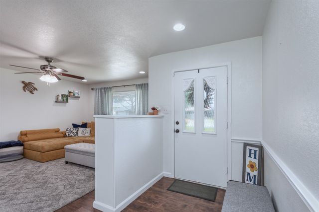 502 E Alexander Lane, Euless, TX 76040