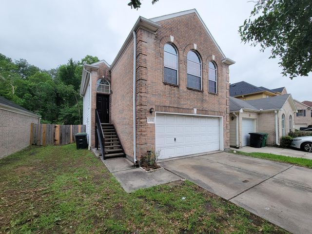 13551 Forest Pines Village Lane, Houston, TX 77067