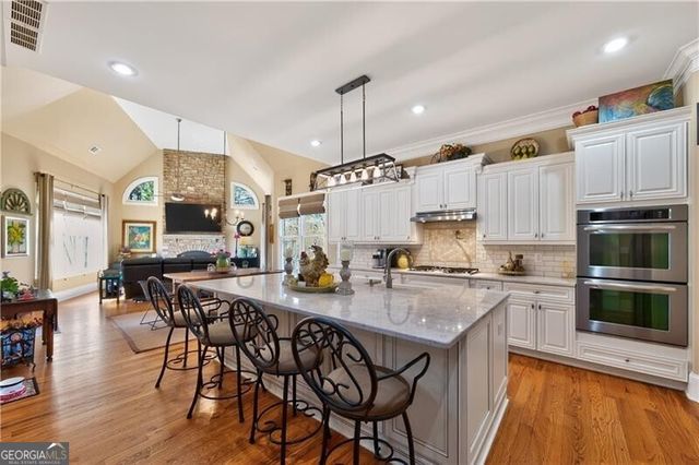 110 Roxbury Row, Alpharetta, GA 30004