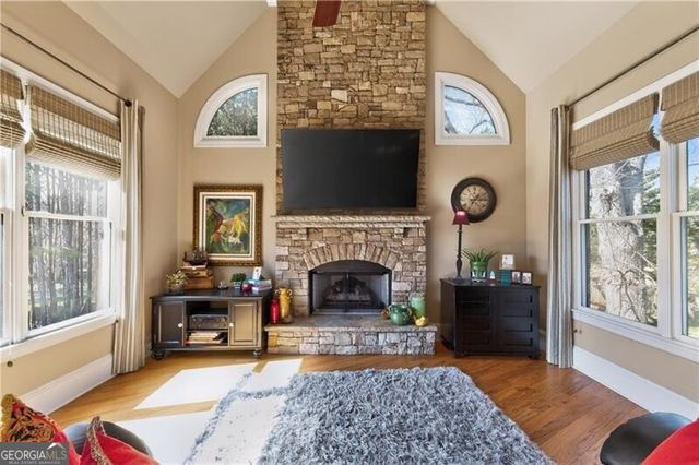 110 Roxbury Row, Alpharetta, GA 30004