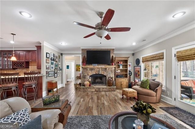 110 Roxbury Row, Alpharetta, GA 30004