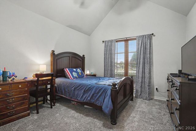 14875 N 148th East Avenue, Collinsville, OK 74021
