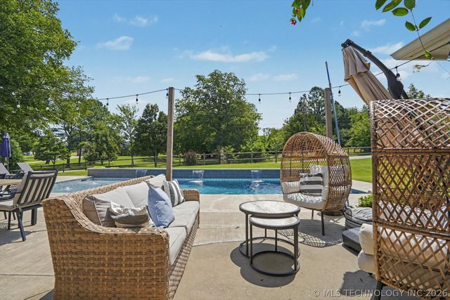 14875 N 148th East Avenue, Collinsville, OK 74021