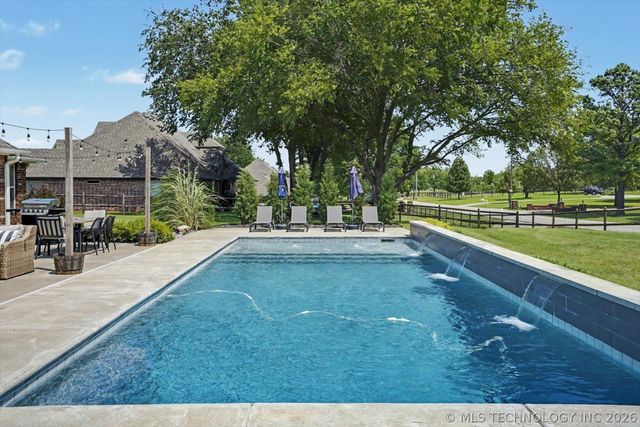 14875 N 148th East Avenue, Collinsville, OK 74021