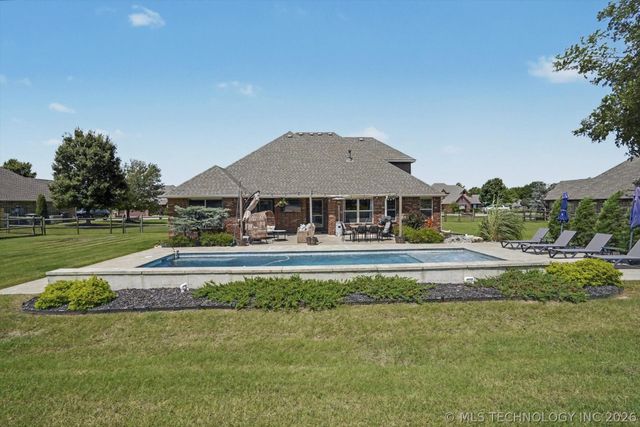 14875 N 148th East Avenue, Collinsville, OK 74021