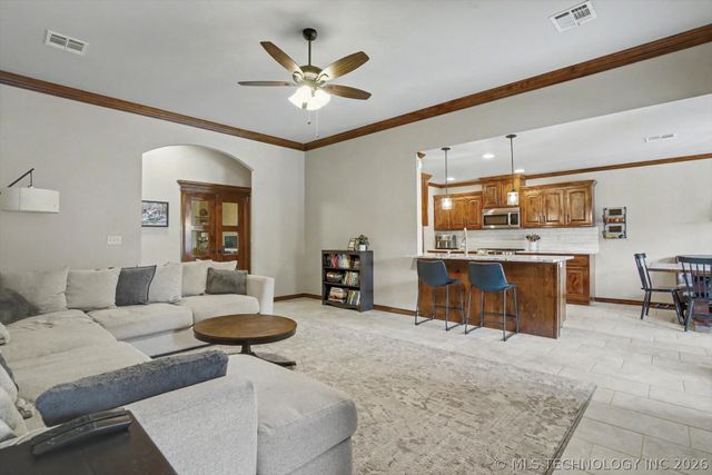 14875 N 148th East Avenue, Collinsville, OK 74021