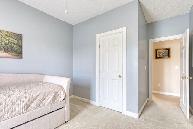 8008 Pinnacle Point Drive, West Chester, OH 45069