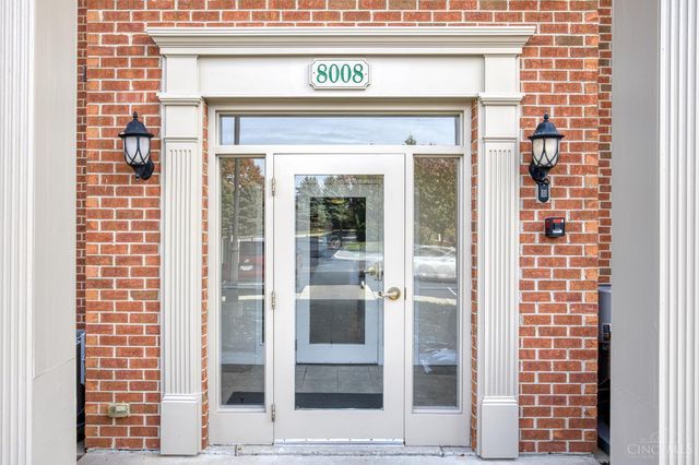 8008 Pinnacle Point Drive, West Chester, OH 45069