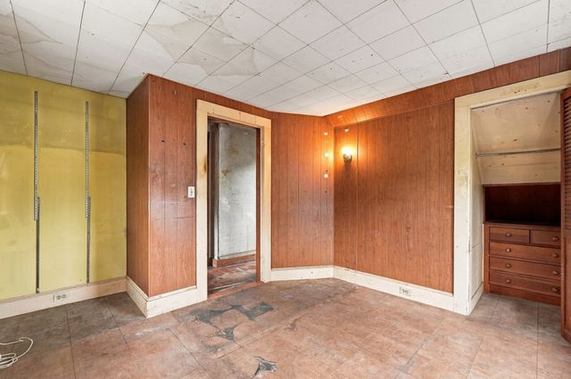 571 State St, Hanson, MA 02341