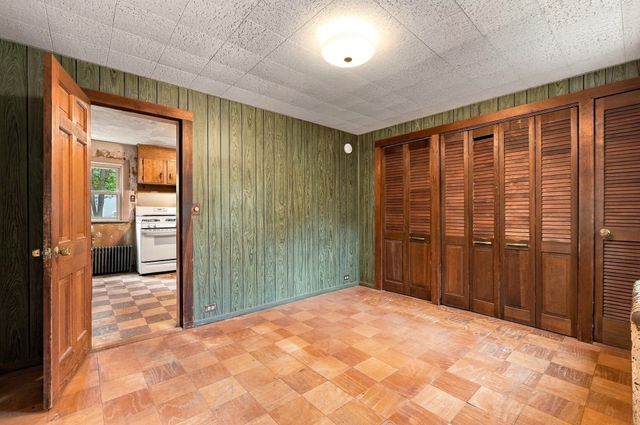 571 State St, Hanson, MA 02341