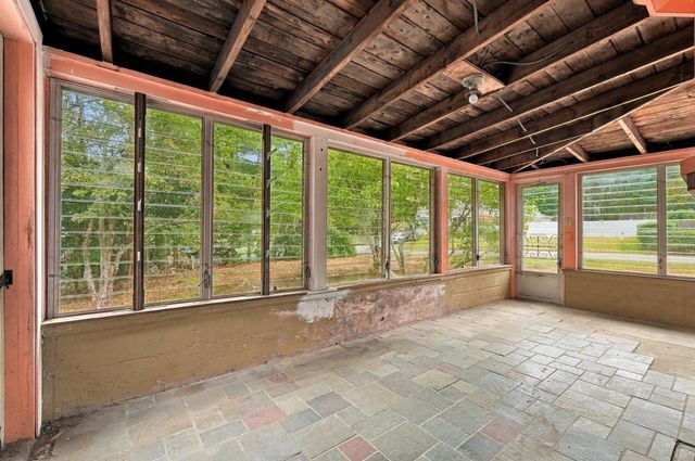 571 State St, Hanson, MA 02341