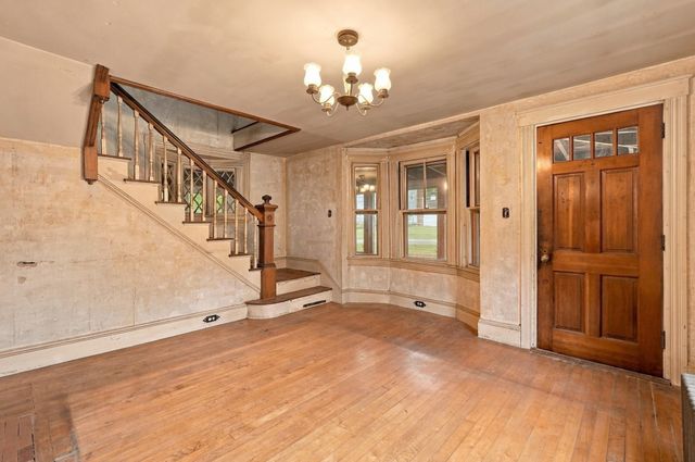 571 State St, Hanson, MA 02341