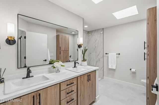 5412 N Arroyo Grande Circle, Tucson, AZ 85718