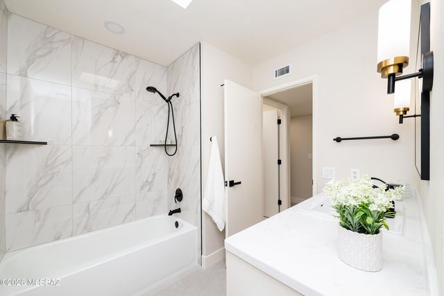 5412 N Arroyo Grande Circle, Tucson, AZ 85718